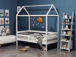 Детская кровать-домик из массива березы Соня-6 (800*1600) Белый/Лак в Коротчаево - korotchaevo.ok-mebel.com | фото