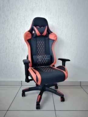 Кресло геймерское Barneo K-53 (черная экокожа оранжевые вставки) в Коротчаево - korotchaevo.ok-mebel.com | фото