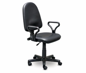 Кресло офисное Престиж+ (черный кожзам PV-1) г/п 140/ПВМ/ гольф в Коротчаево - korotchaevo.ok-mebel.com | фото 1