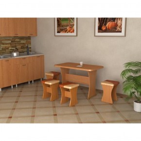 Кухонный стол и 4 табурета Титул в Коротчаево - korotchaevo.ok-mebel.com | фото 1