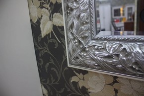 Зеркало Тиффани Premium черная/серебро (ТФСТ-2(П) в Коротчаево - korotchaevo.ok-mebel.com | фото 3